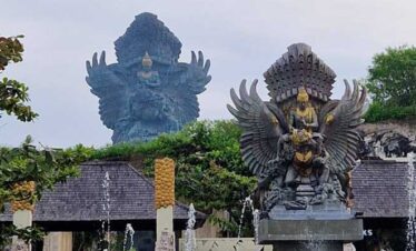 GWK & Uluwatu Kecak